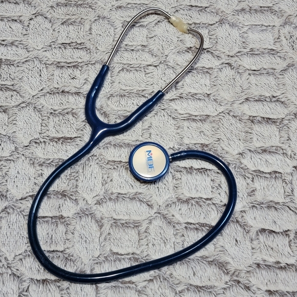 MDF 777 MD One Dual Head Stethoscope - Picture 1 of 3
